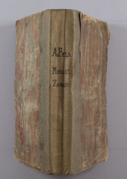Pels, A. Mengelzangen.