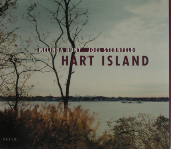 Hunt, Melinda & Joel Sternfield. Hart Island.